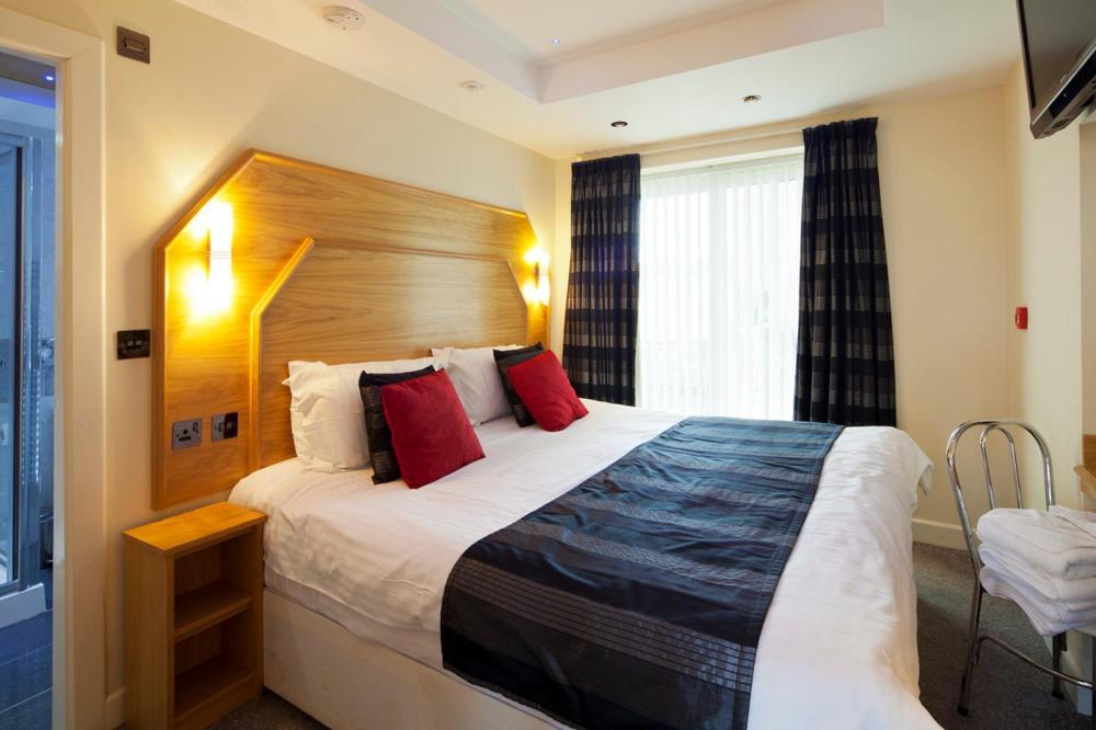 בלקפול Queens Mansions: Empress Suite מראה חיצוני תמונה